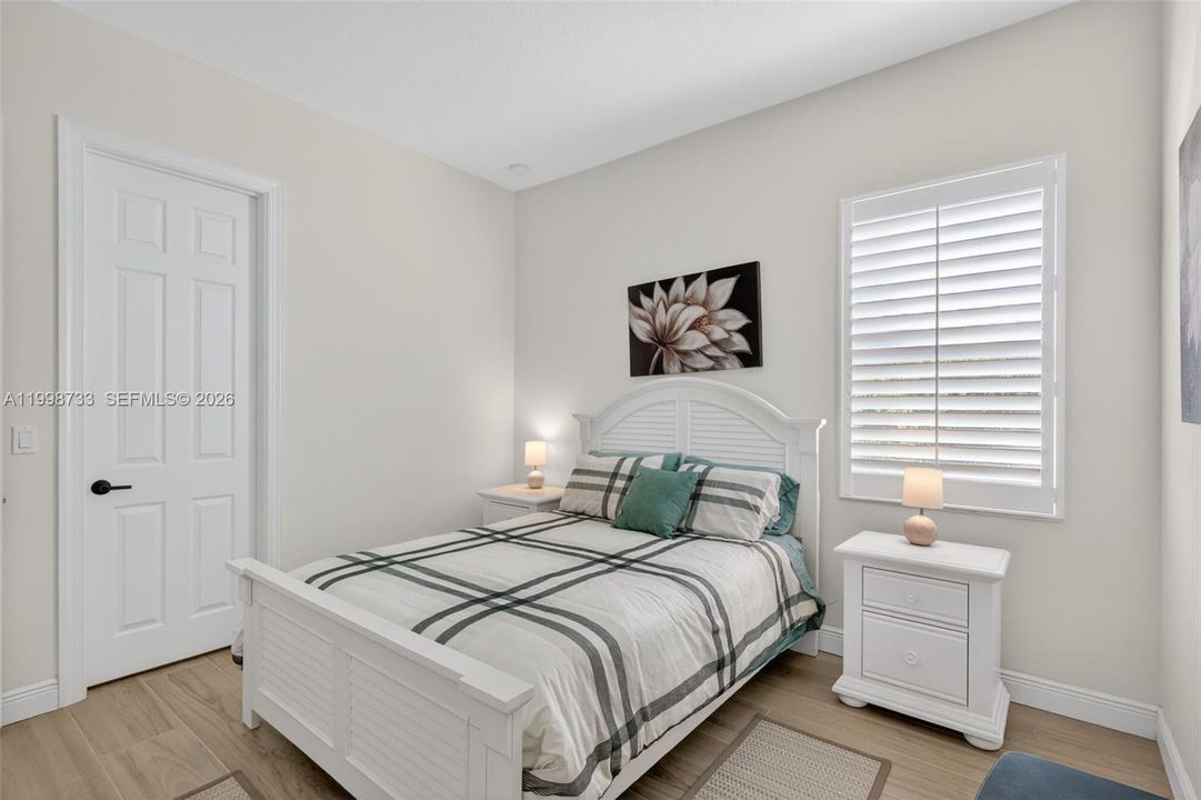 For Sale: $979,000 (3 beds, 4 baths, 3143 Square Feet)