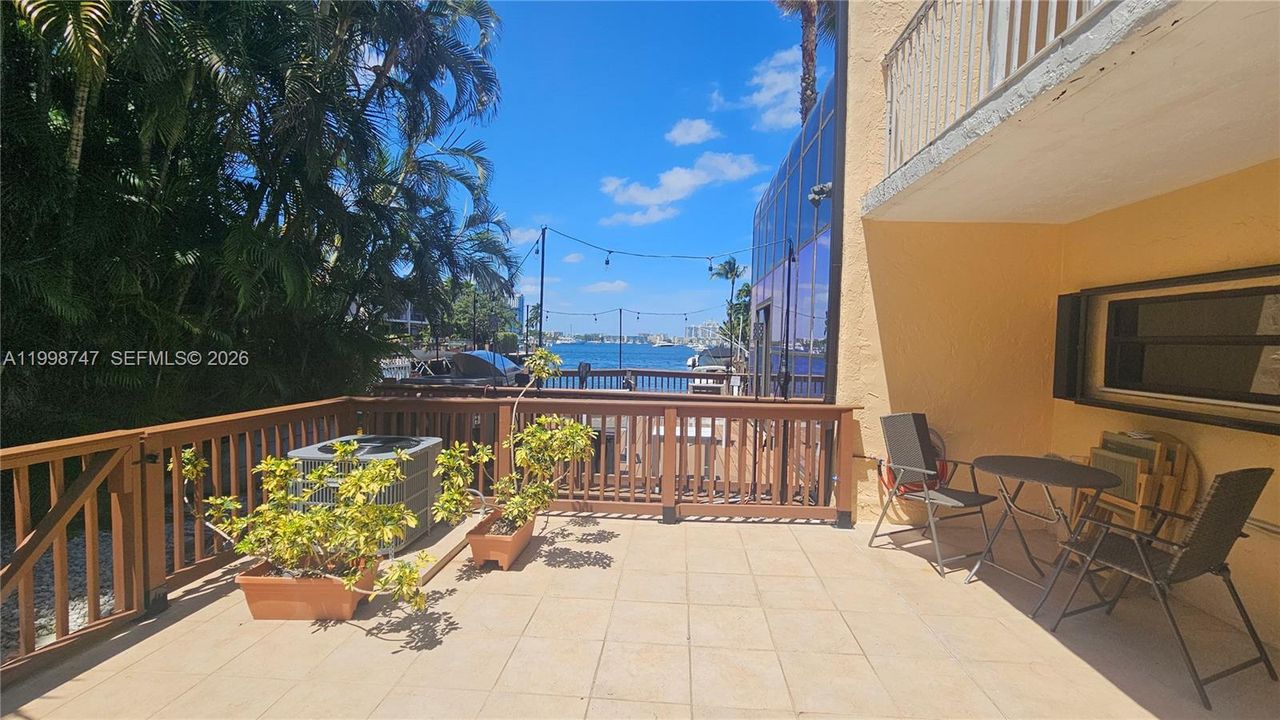 Other view from the deck
