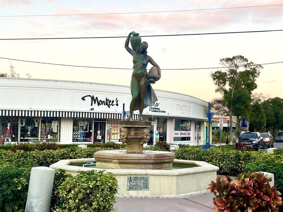 Close to downtown Stuart