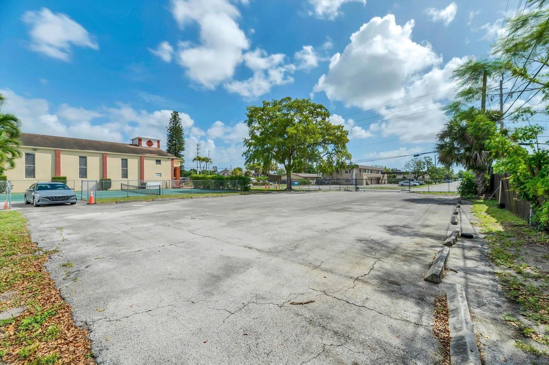 012-4101 SW 61st Ave-12