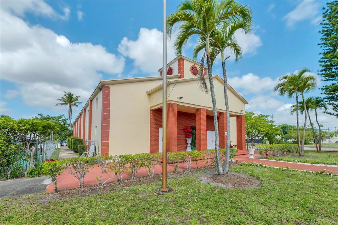 009-4101 SW 61st Ave-9