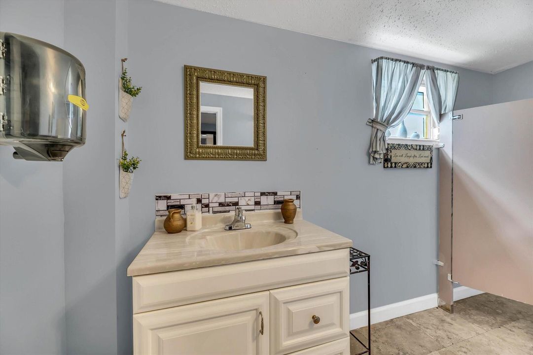 079-4101 SW 61st Ave-79