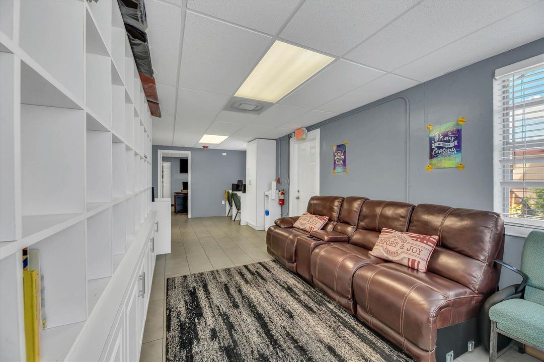 050-4101 SW 61st Ave-50