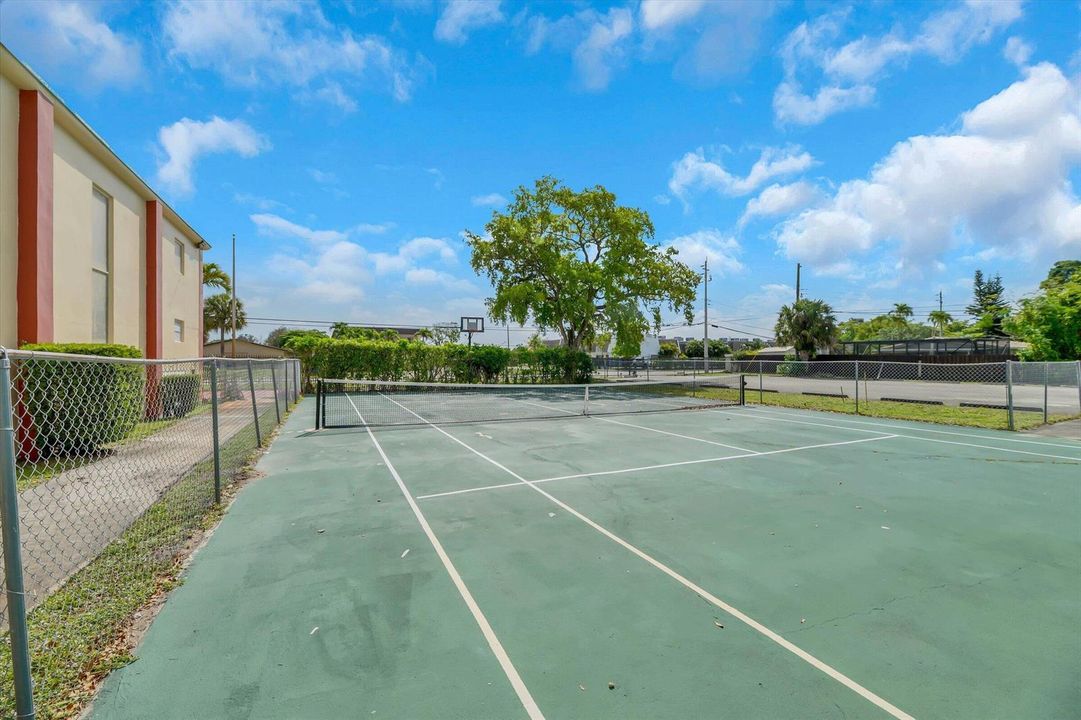 011-4101 SW 61st Ave-11