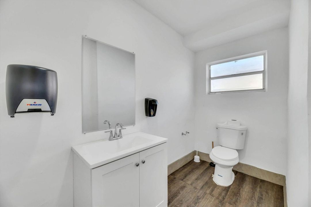 083-4101 SW 61st Ave-83