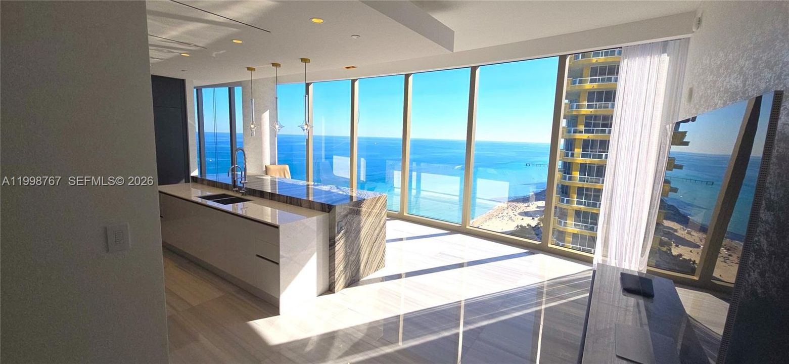 En Renta: $54,900 (5 camas, 7 baños, 3803 Pies cuadrados)