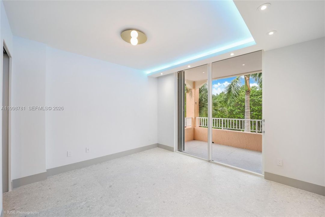 For Sale: $2,590,000 (2 beds, 3 baths, 2060 Square Feet)