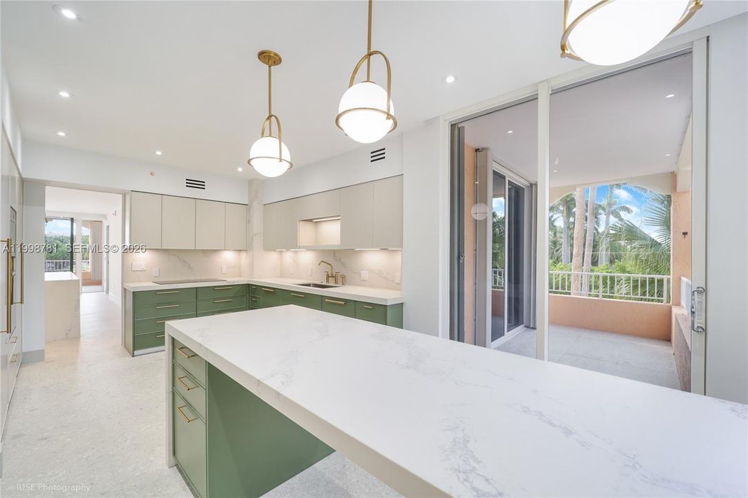 For Sale: $2,590,000 (2 beds, 3 baths, 2060 Square Feet)