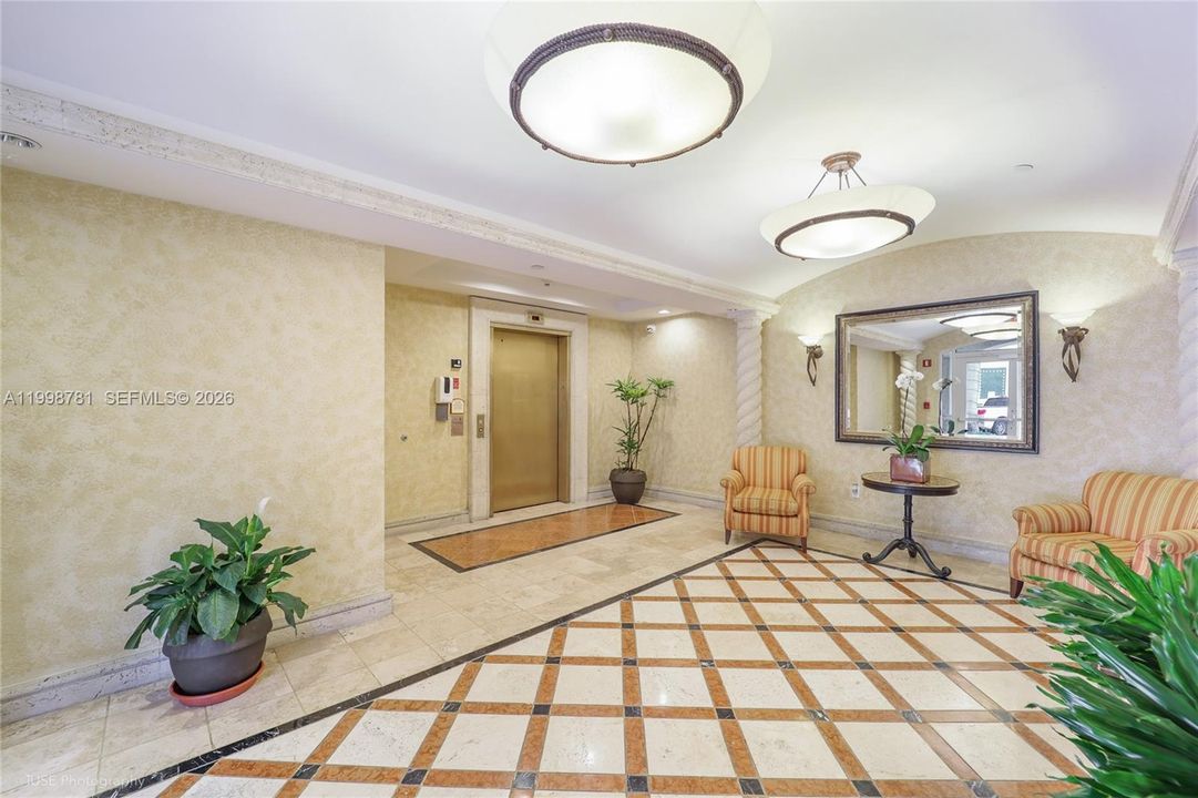 For Sale: $2,590,000 (2 beds, 3 baths, 2060 Square Feet)