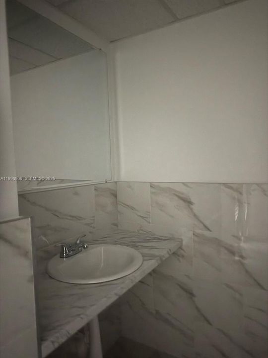В аренду: $36 (0 спален, 0 ванн, 0 Квадратных фут)