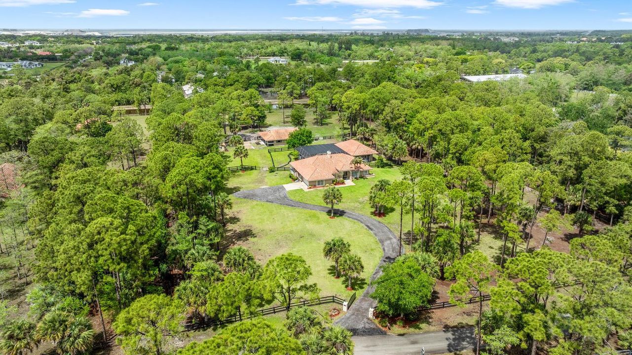 2559 Palm Deer Dr Locahatchee-large-011-
