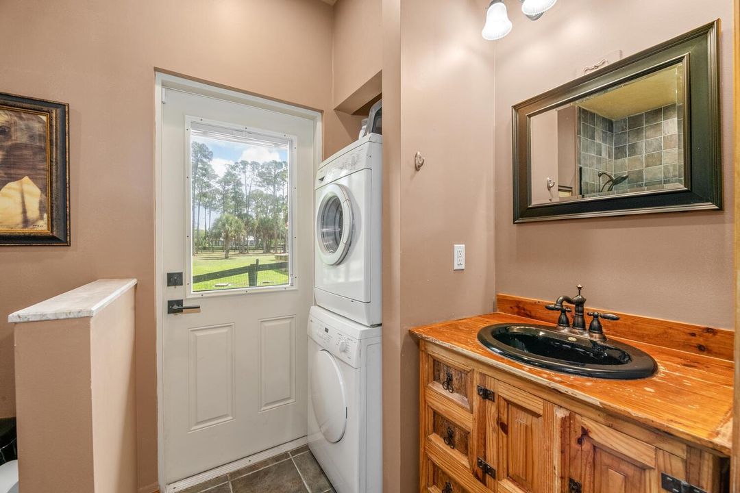 2559 Palm Deer Dr Locahatchee-large-072-