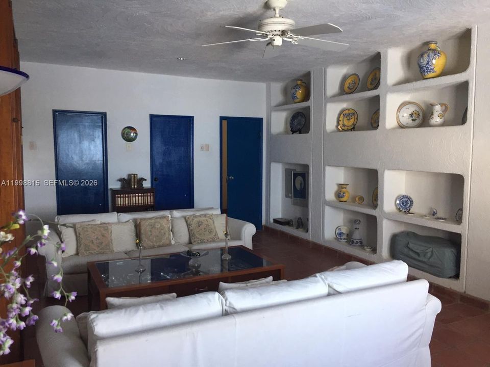 For Sale: $1,400,000 (4 beds, 7 baths, 0 Square Feet)
