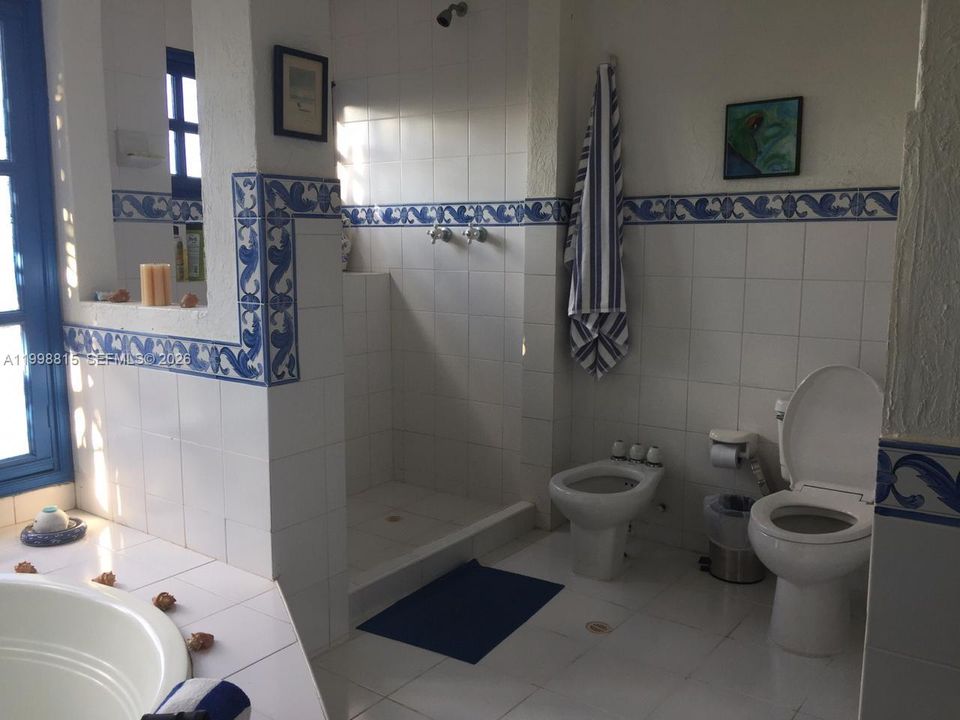 For Sale: $1,400,000 (4 beds, 7 baths, 0 Square Feet)