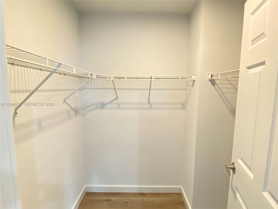Recientemente alquilado: $2,400 (3 camas, 2 baños, 1300 Pies cuadrados)