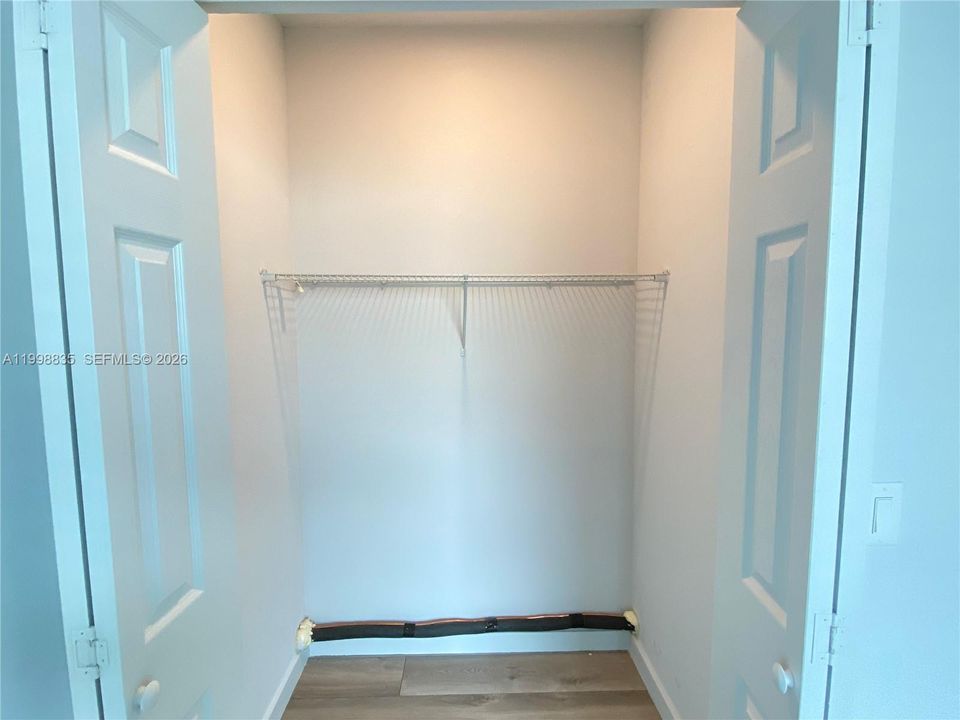 Recientemente alquilado: $2,400 (3 camas, 2 baños, 1300 Pies cuadrados)