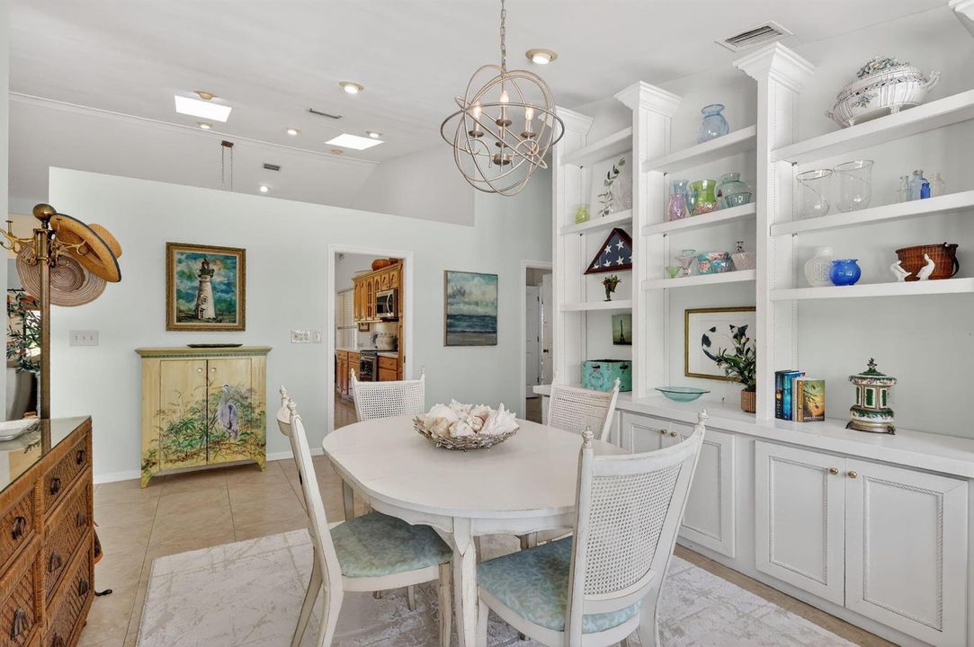 Dining to Kitchen