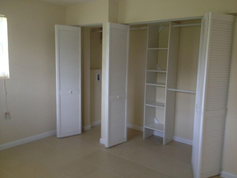 Closet Washer Dryer hookup