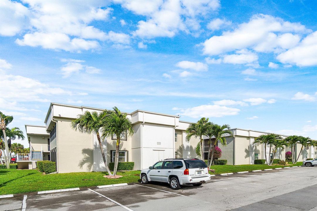 003-27CapriA-DelrayBeach-FL-33484-SMALL