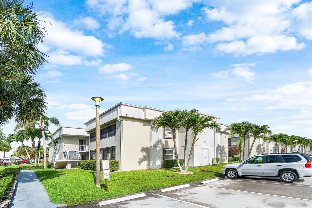004-27CapriA-DelrayBeach-FL-33484-SMALL