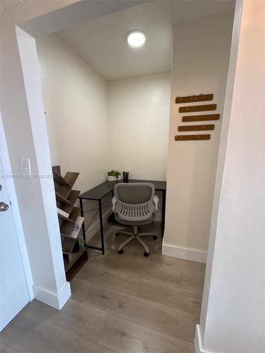 Activo con contrato: $1,800 (1 camas, 1 baños, 712 Pies cuadrados)