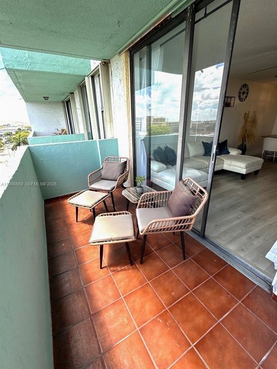 Activo con contrato: $1,800 (1 camas, 1 baños, 712 Pies cuadrados)