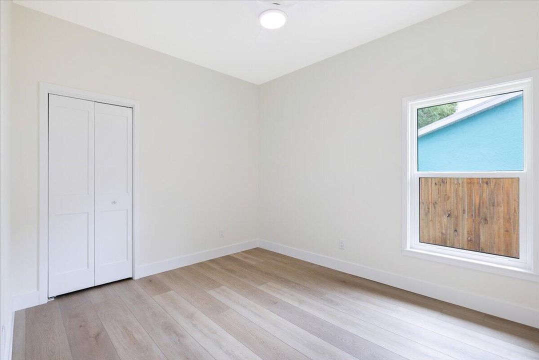 05-0B2A5527