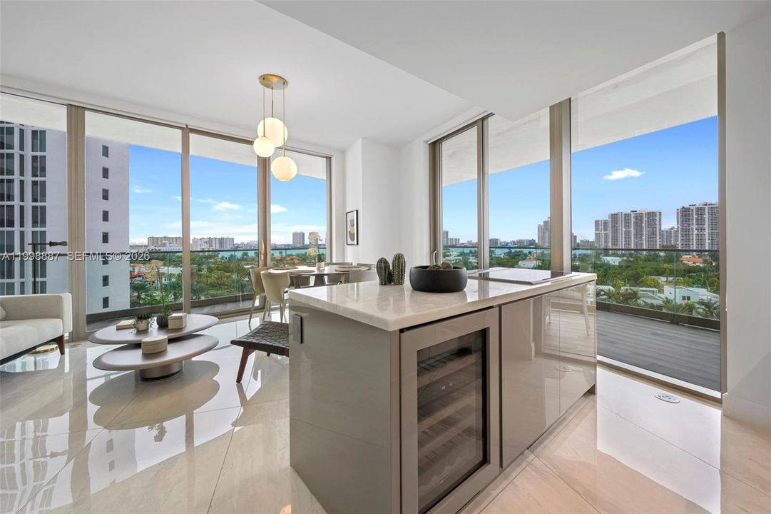 En Venta: $1,985,000 (2 camas, 2 baños, 1094 Pies cuadrados)