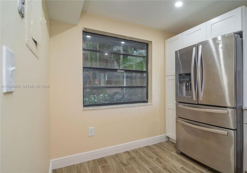 For Sale: $144,900 (1 beds, 1 baths, 773 Square Feet)
