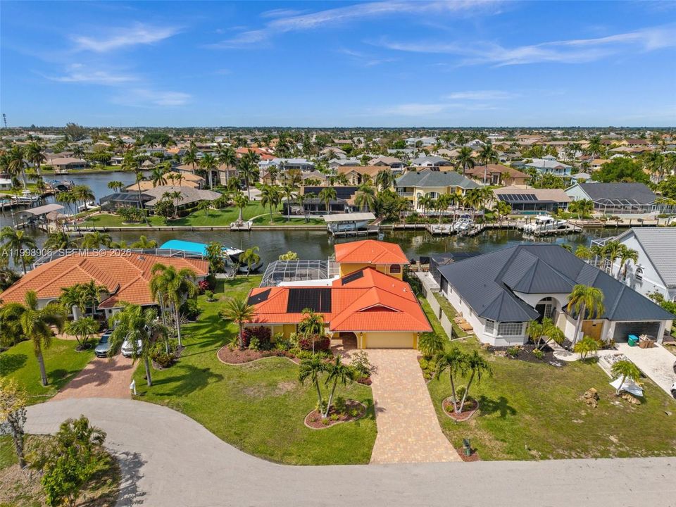 Welcome to 1223 SW 51st St!