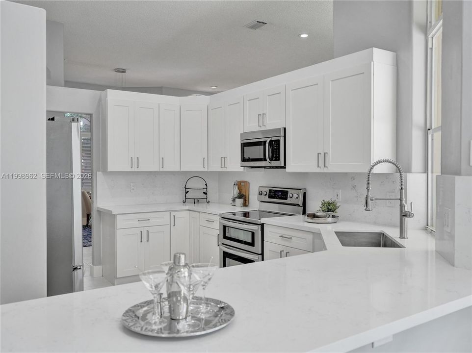 Recently Sold: $1,219,000 (5 beds, 3 baths, 2562 Square Feet)