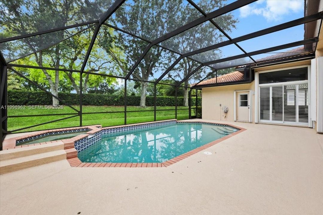 Recently Sold: $1,219,000 (5 beds, 3 baths, 2562 Square Feet)