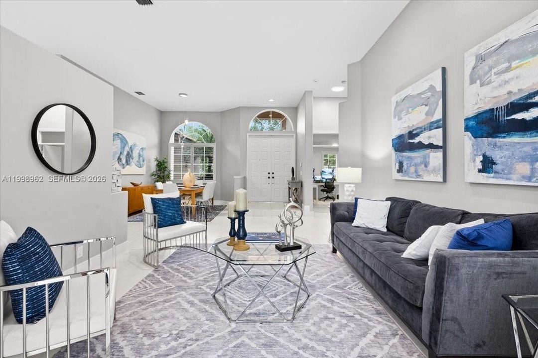 Recently Sold: $1,219,000 (5 beds, 3 baths, 2562 Square Feet)