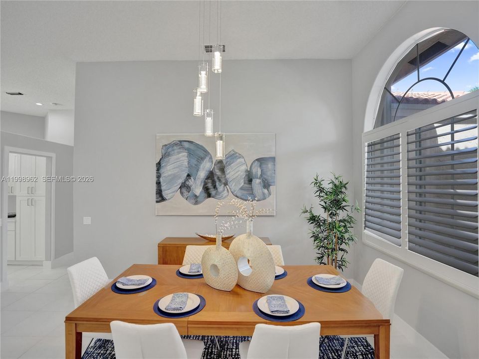 Recently Sold: $1,219,000 (5 beds, 3 baths, 2562 Square Feet)