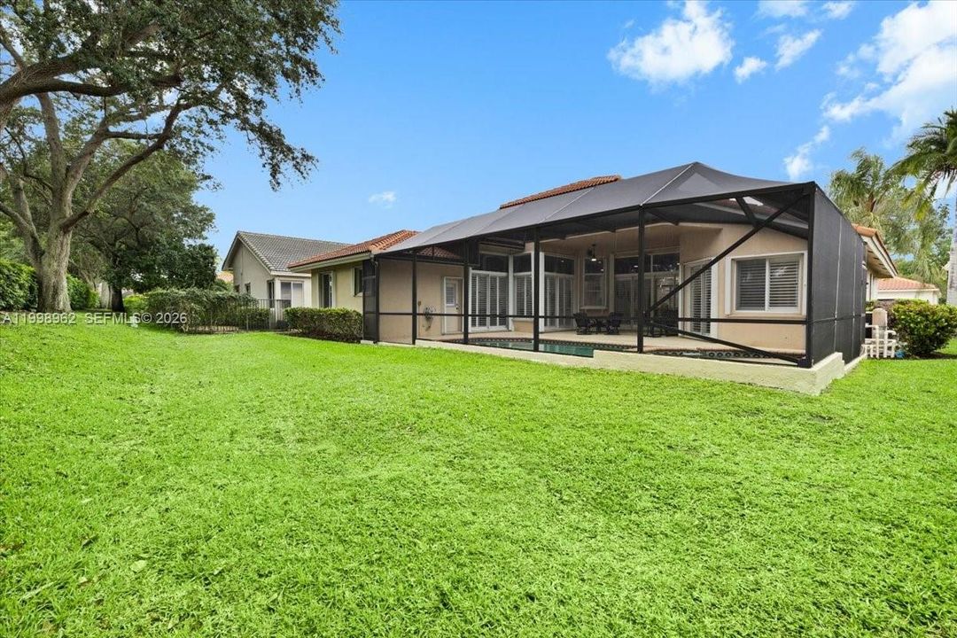 Recently Sold: $1,219,000 (5 beds, 3 baths, 2562 Square Feet)