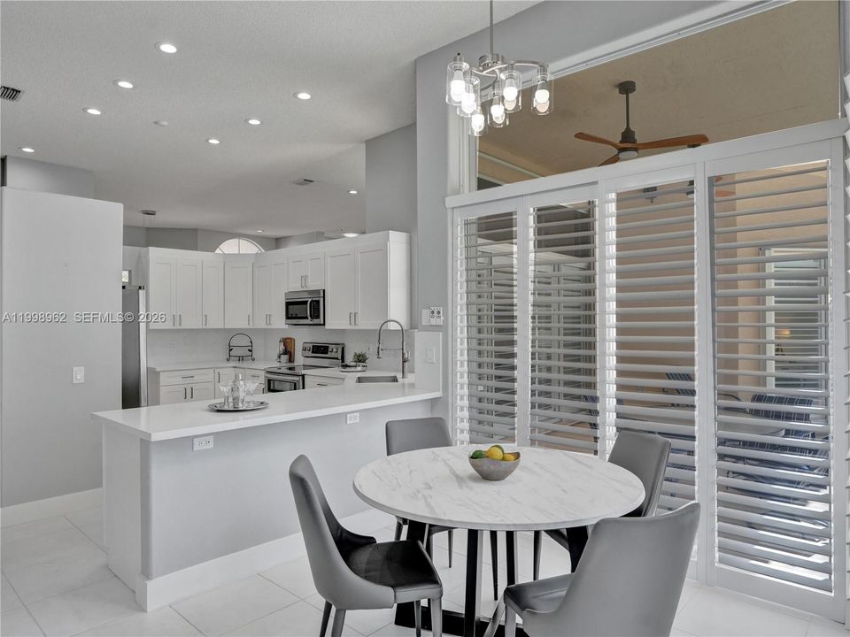 Recently Sold: $1,219,000 (5 beds, 3 baths, 2562 Square Feet)