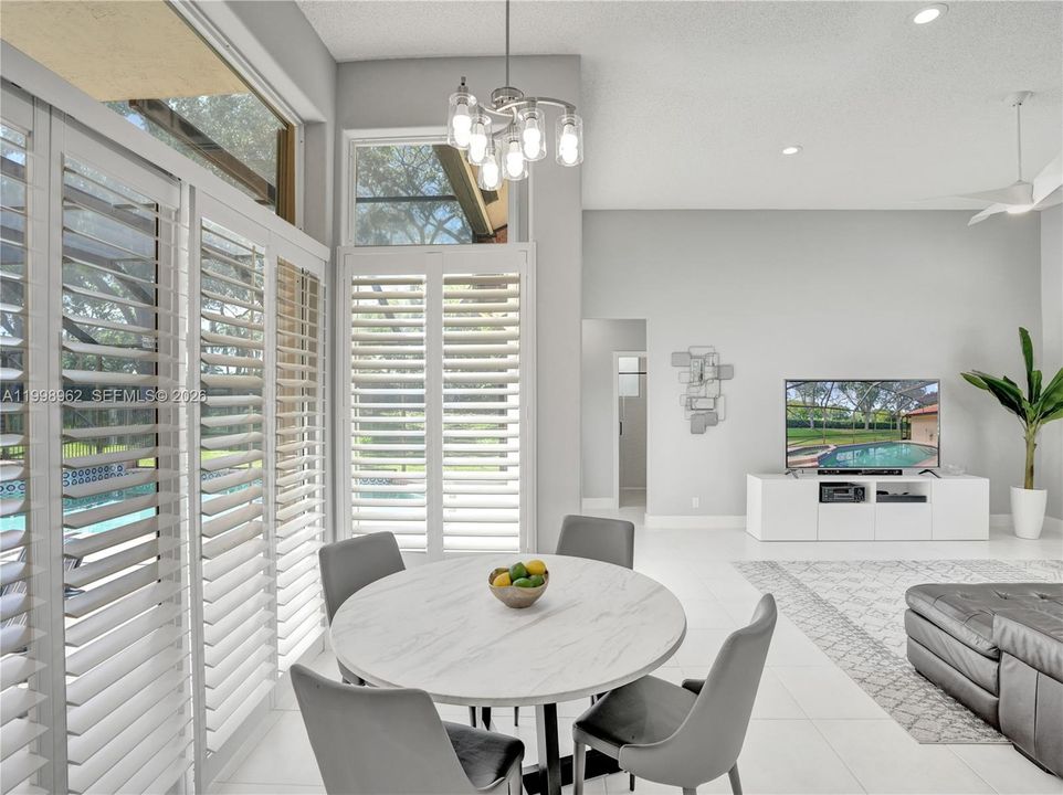 Recently Sold: $1,219,000 (5 beds, 3 baths, 2562 Square Feet)