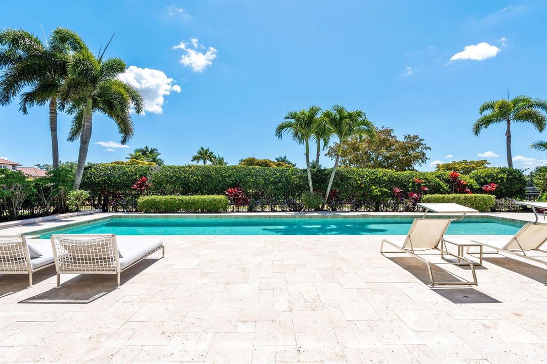 62-web-or-mls-A7403360