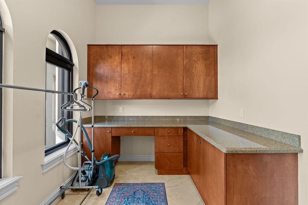 37-web-or-mls-A7403446