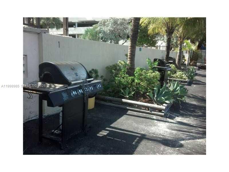 En Venta: $225,000 (1 camas, 1 baños, 741 Pies cuadrados)