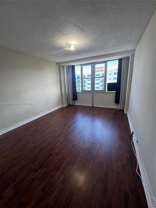 En Venta: $225,000 (1 camas, 1 baños, 741 Pies cuadrados)