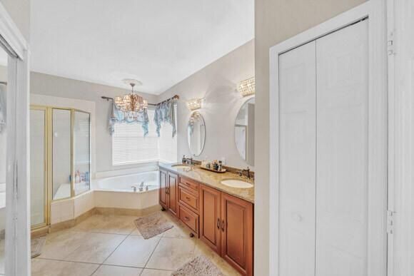 25 Primary Bathroom (1)