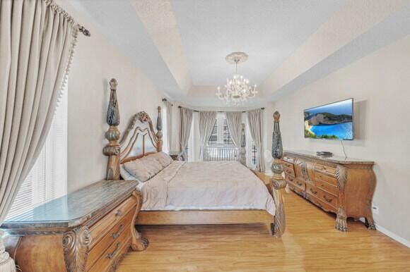 26 Primary Bedroom (1)