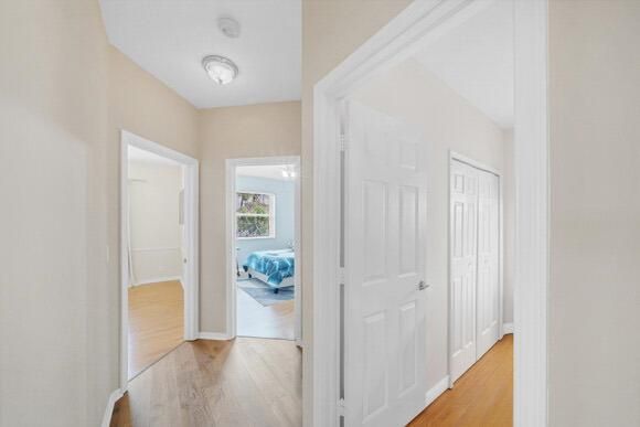 10 Foyer (2)