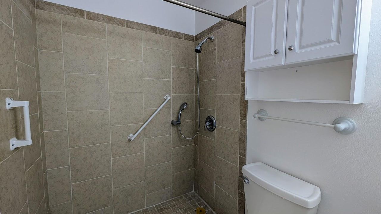 2929SHOWER