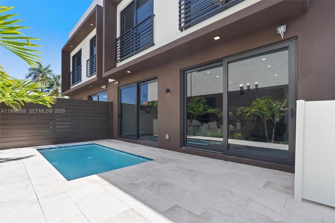 For Sale: $1,750,000 (4 beds, 3 baths, 2557 Square Feet)