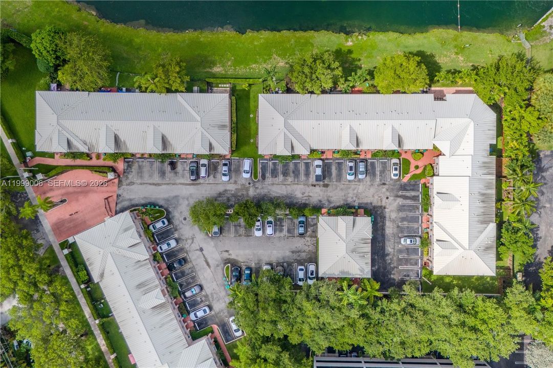 В аренду: $3,200 (3 спален, 2 ванн, 1370 Квадратных фут)