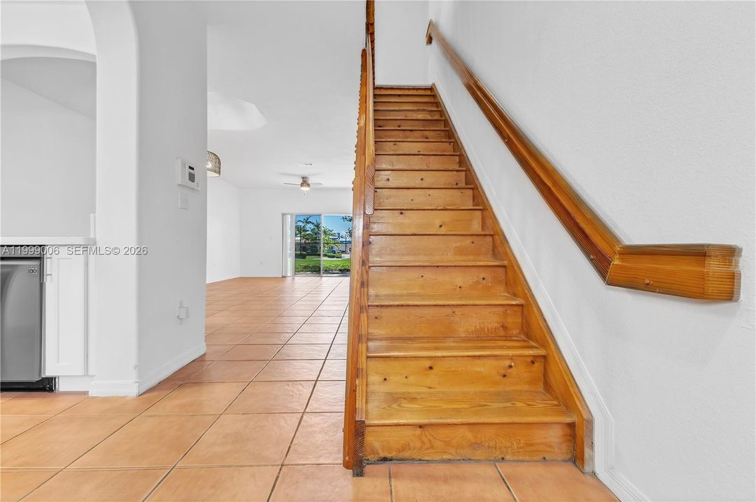 В аренду: $3,200 (3 спален, 2 ванн, 1370 Квадратных фут)