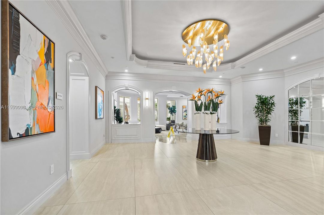 En Venta: $1,195,000 (2 camas, 2 baños, 2240 Pies cuadrados)