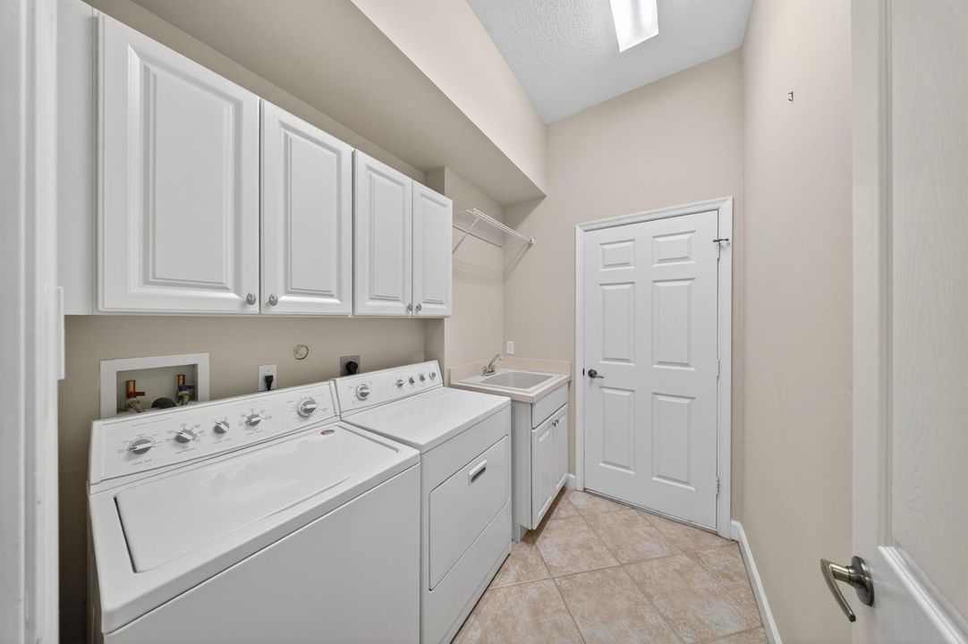 Laundry area_sink